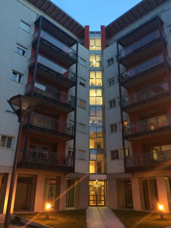 Ruud Vox Apartment Timisoara Ngoại thất bức ảnh